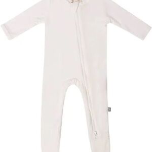 Kyte off white zipper footies